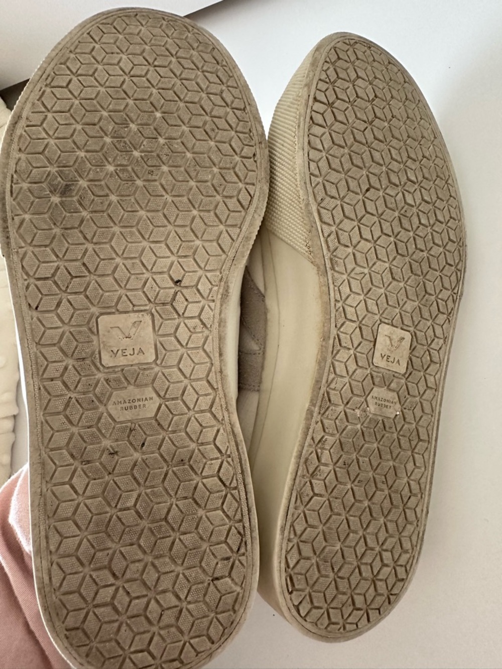 Veja White Leather Sneakers - Picture 6 of 6